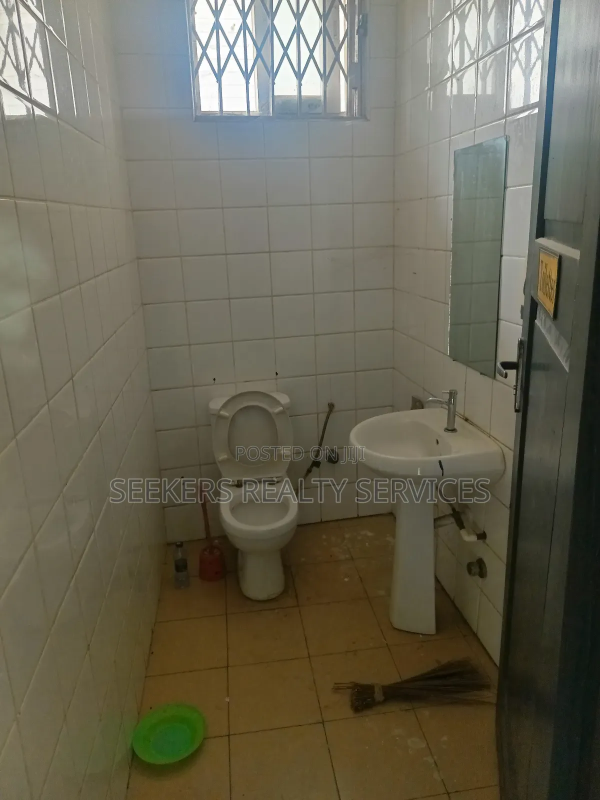 Shop for Rent at Osu
