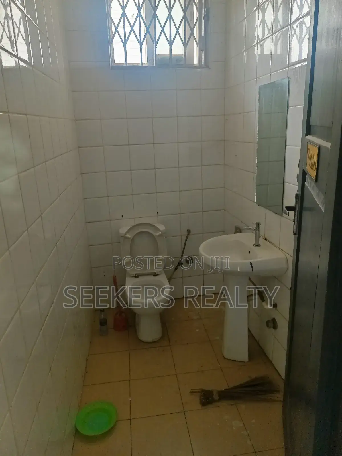 Shop for Rent at Osu