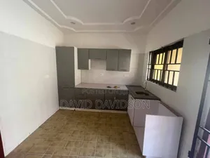 4bdrm Mansion in 4 Bedroom Self, Tema Metropolitan for rent