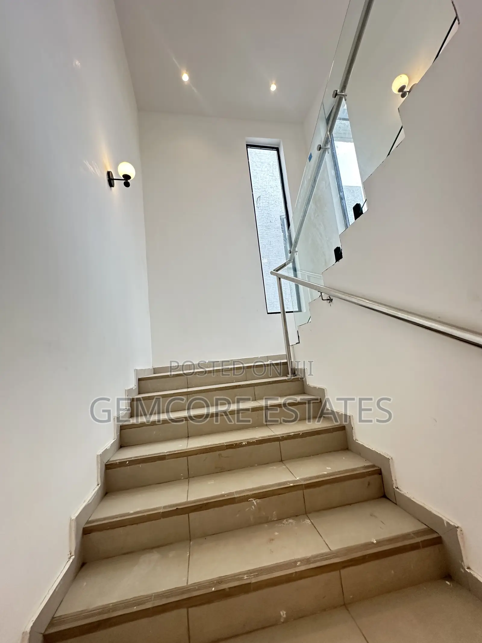 3bdrm Townhouse/Terrace in Puregem Realty, Ashaley Botwe for sale