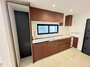 3bdrm Townhouse/Terrace in Puregem Realty, Ashaley Botwe for sale