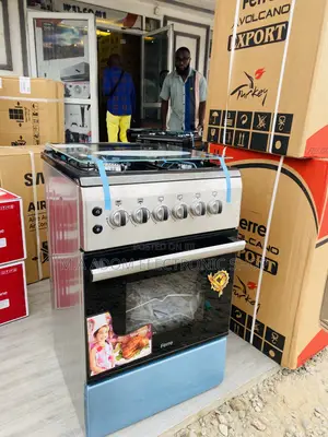 Brand New Ferre 50x60 Oven and Grill 4 Gas Burner(Gray).