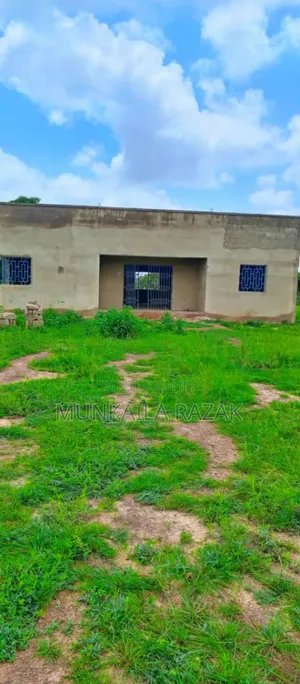 3bdrm Apartment in Zeera, Tamale Municipal for sale