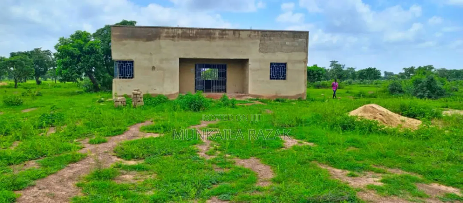 3bdrm Apartment in Zeera, Tamale Municipal for sale