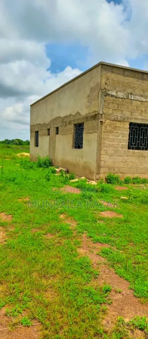 3bdrm Apartment in Zeera, Tamale Municipal for sale