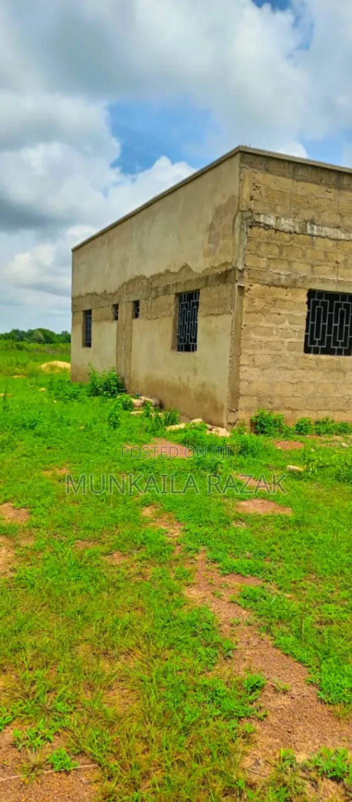 3bdrm Apartment in Zeera, Tamale Municipal for sale