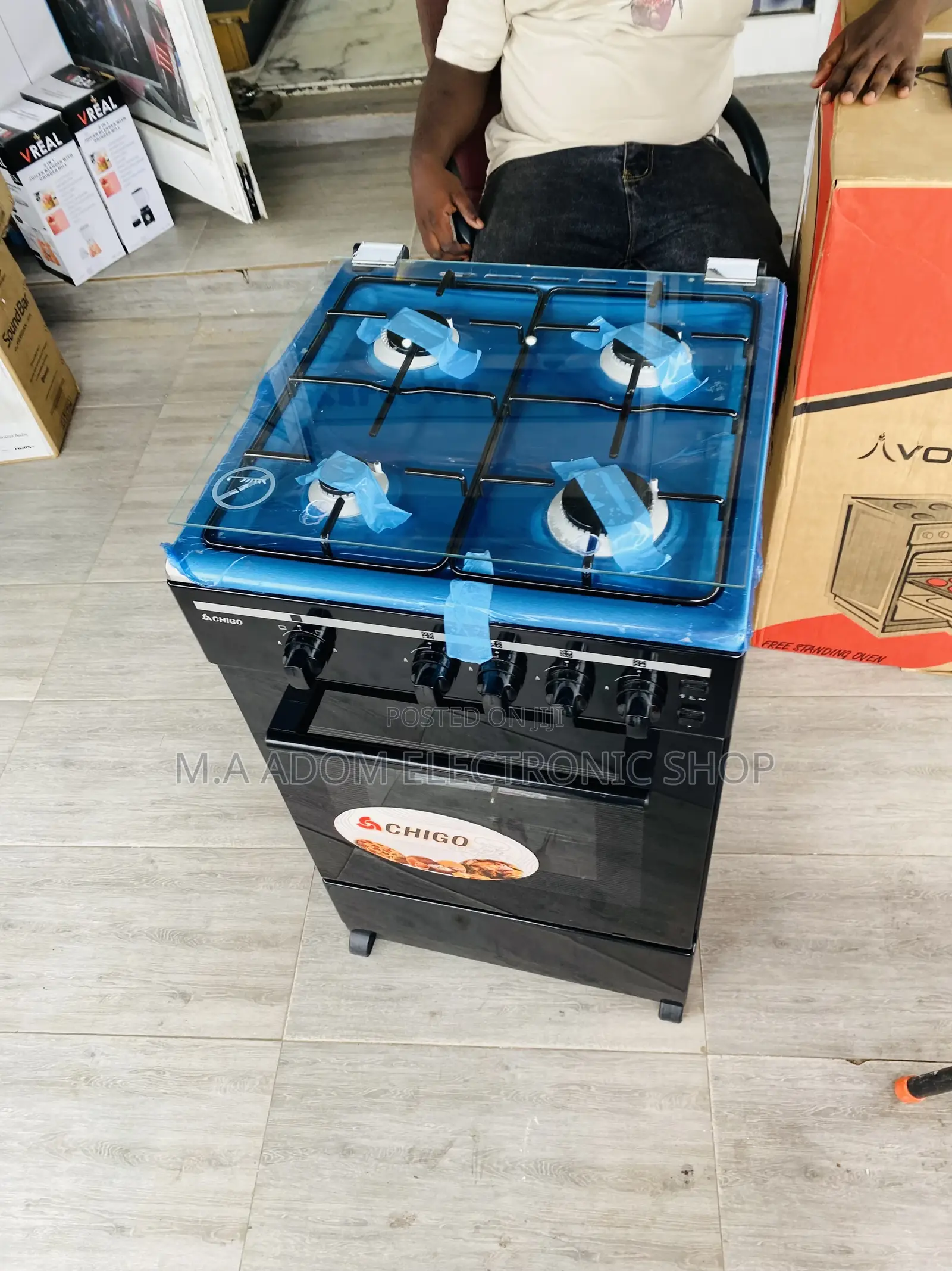 Classic Designed Chigo 50x50 4 Gas Burner With Oven(Black)