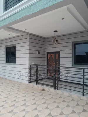 4bdrm House in Lashibi, Tema Metropolitan for rent