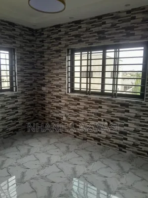 4bdrm House in Lashibi, Tema Metropolitan for rent