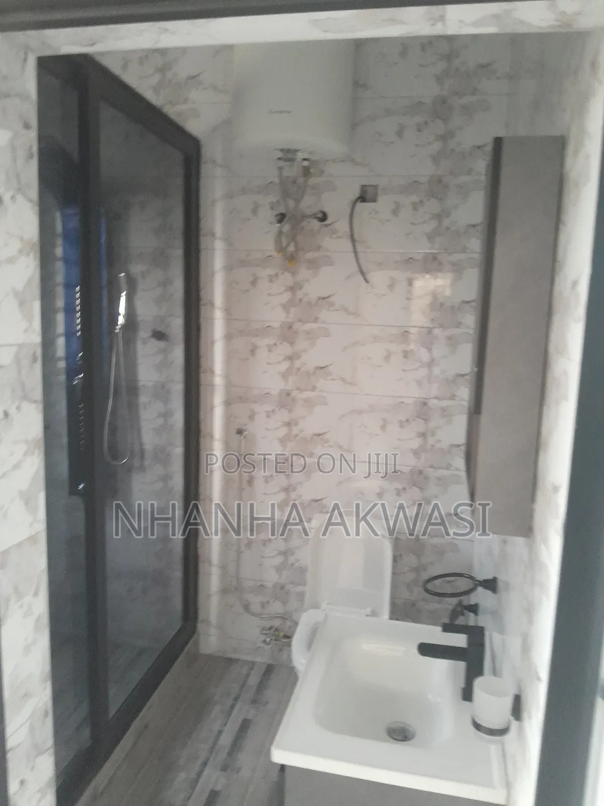 4bdrm House in Lashibi, Tema Metropolitan for rent