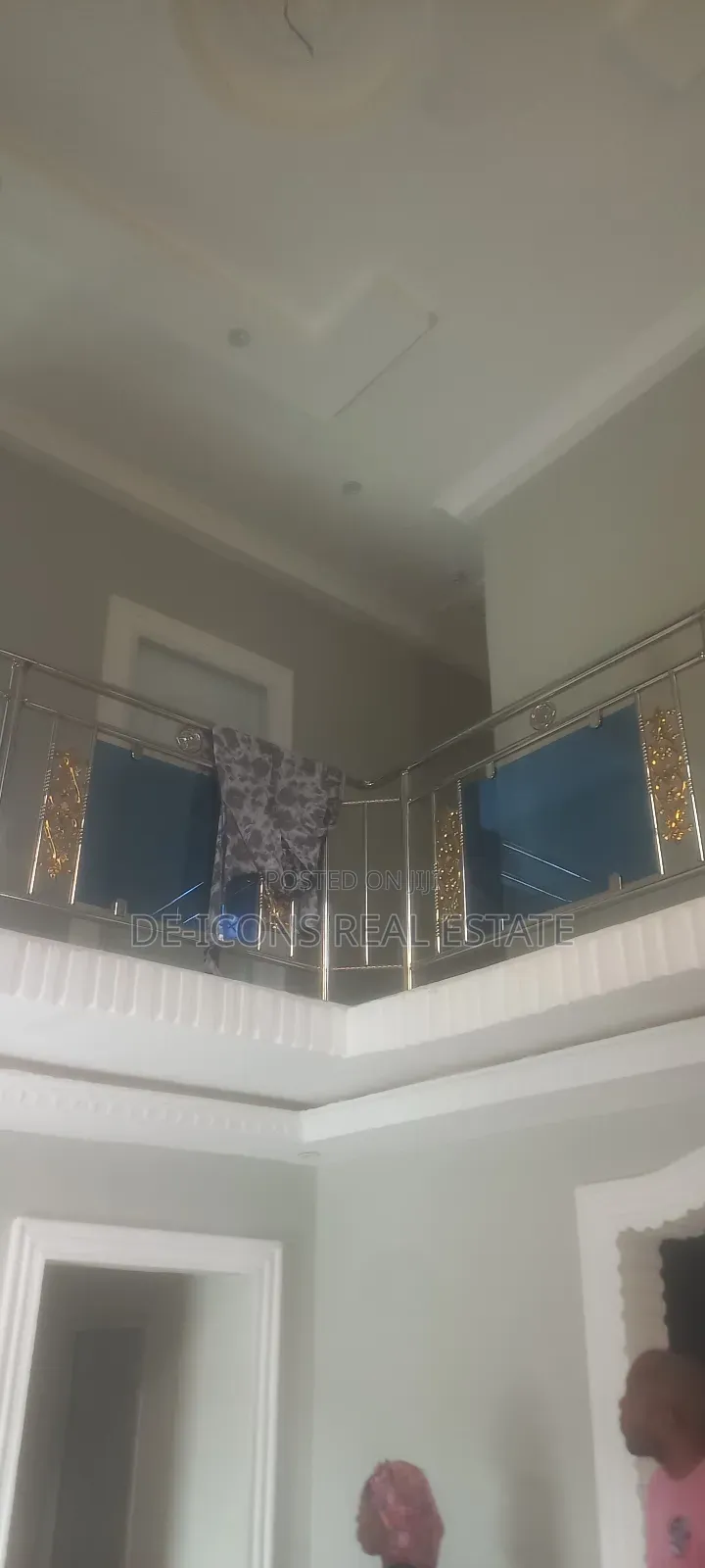 3bdrm Duplex in De-Icons Real Estate, Awutu Senya East Municipal