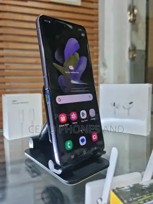 Samsung Galaxy Z Flip4 256 GB Purple
