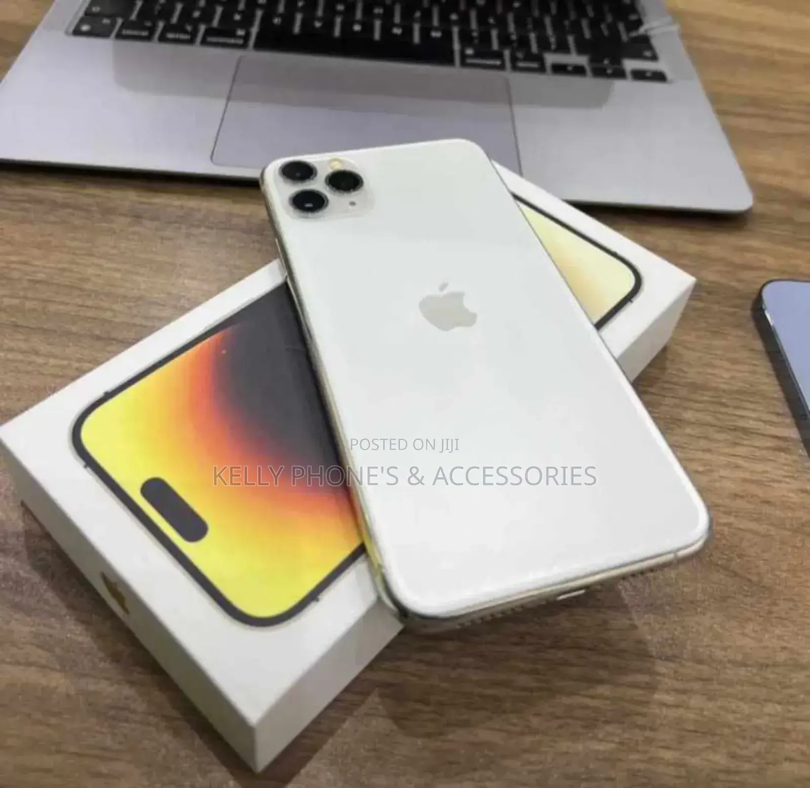 New Apple iPhone 15 Pro Max 256 GB Gold