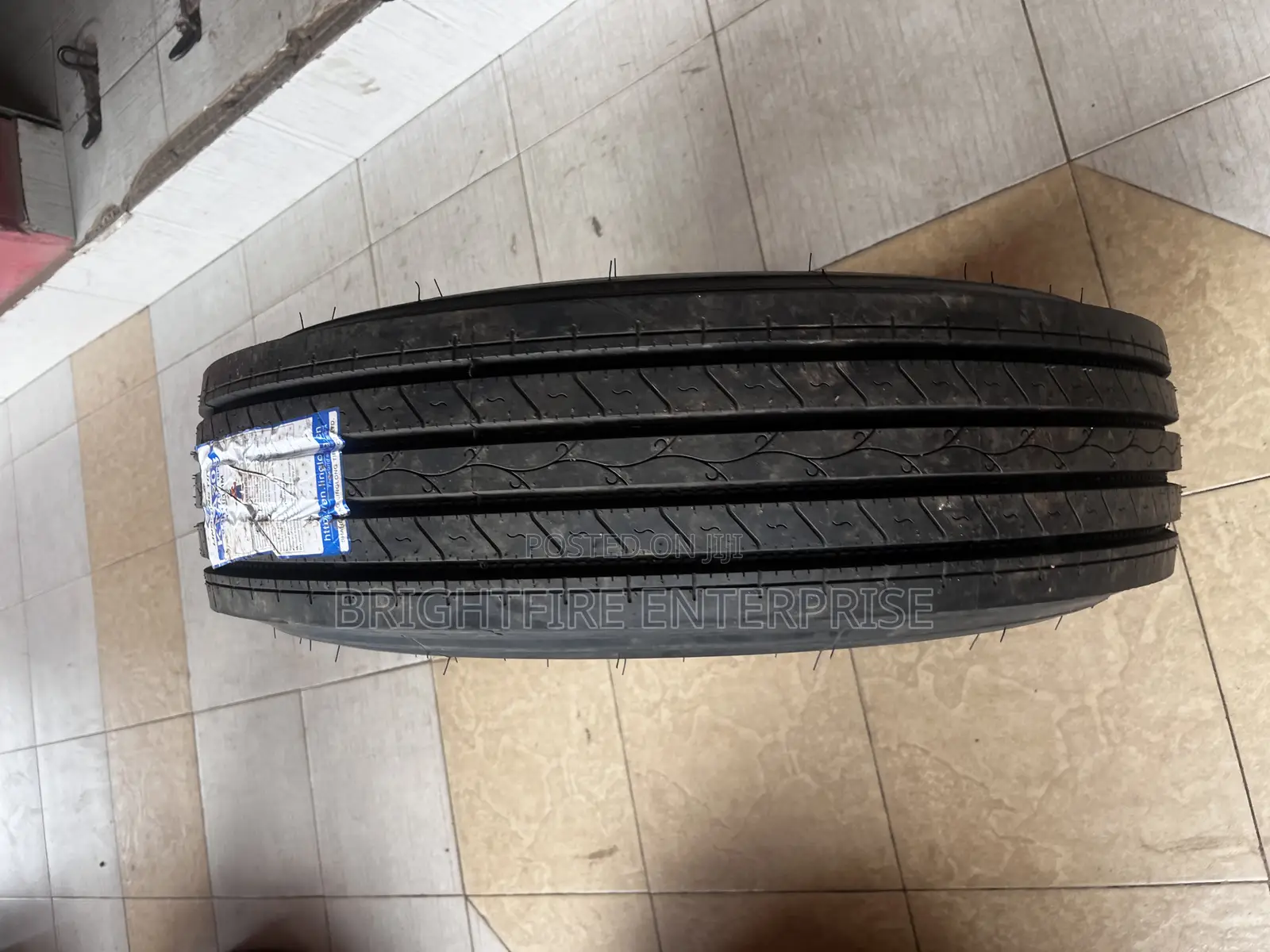 Linglong 9.5r17.5 Tyres