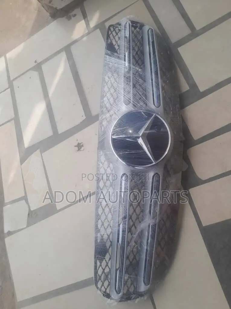 Mercedes Benz GLC GLE Top Shell Grill
