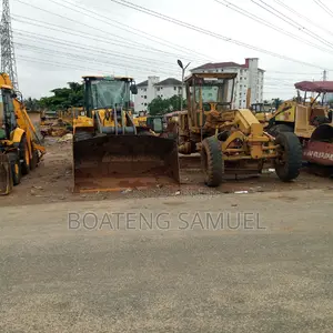 Excavator, Crane, Backhoe,Low Bed , Payloader Buldo for Rent
