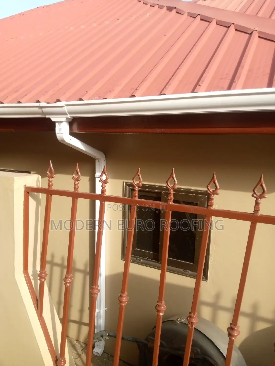 White PVC Rain Gutter and Down Sport