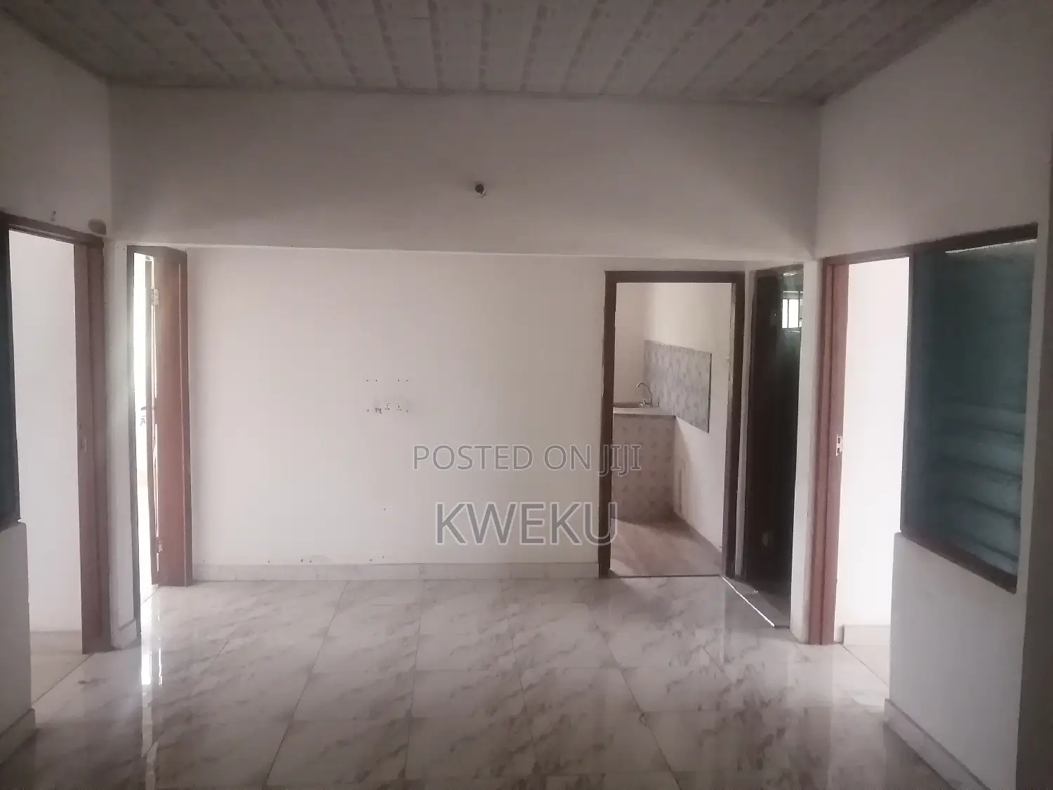 2bdrm Apartment in Comm17, Spintex for rent