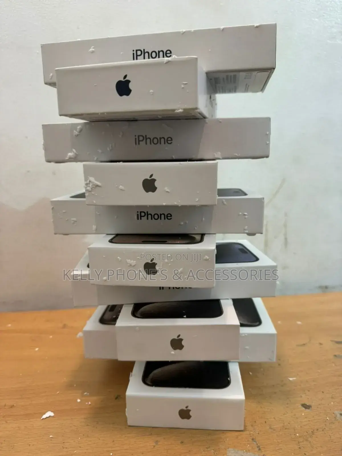 New Apple iPhone 15 Pro Max 256 GB Gold