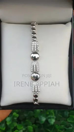 Photo - Pretty Silver Bracelet