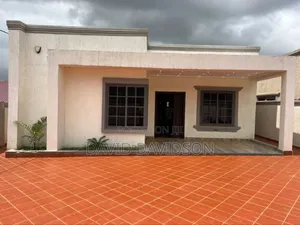3bdrm House in 3 Bedroom House, Tema Metropolitan for sale