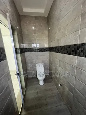 3bdrm House in 3 Bedroom House, Tema Metropolitan for sale
