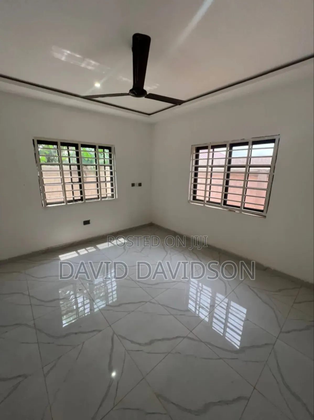 3bdrm House in 3 Bedroom House, Tema Metropolitan for sale