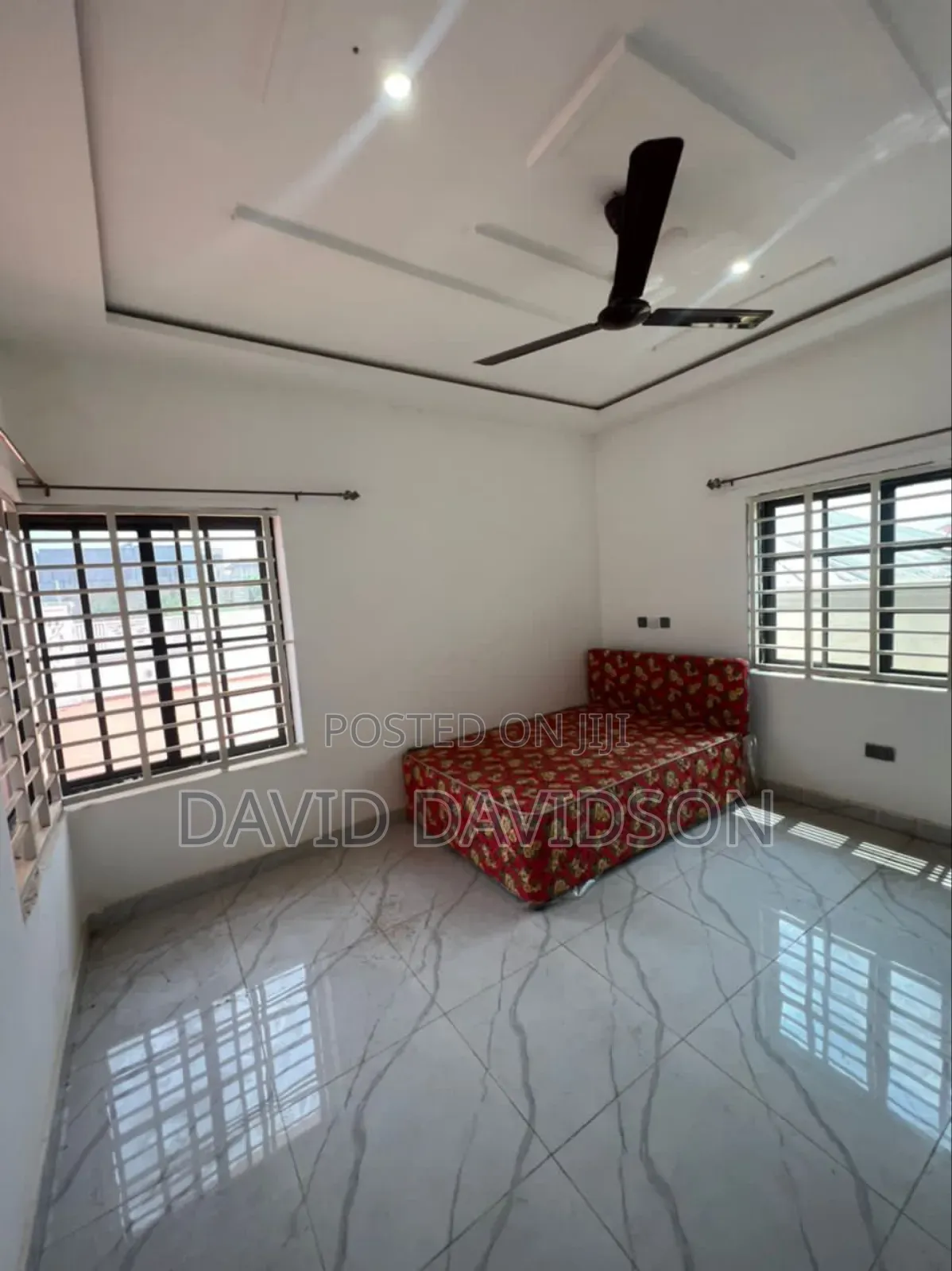 3bdrm House in 3 Bedroom House, Tema Metropolitan for sale