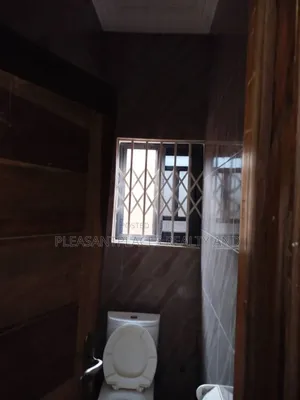 4bdrm House in Pleasantplaces, Parakuo Estate for sale