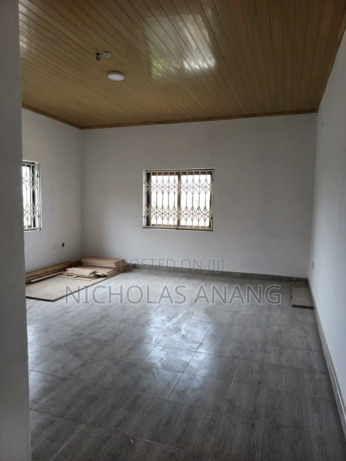 2bdrm Apartment in Dorns Properties, New Town for rent