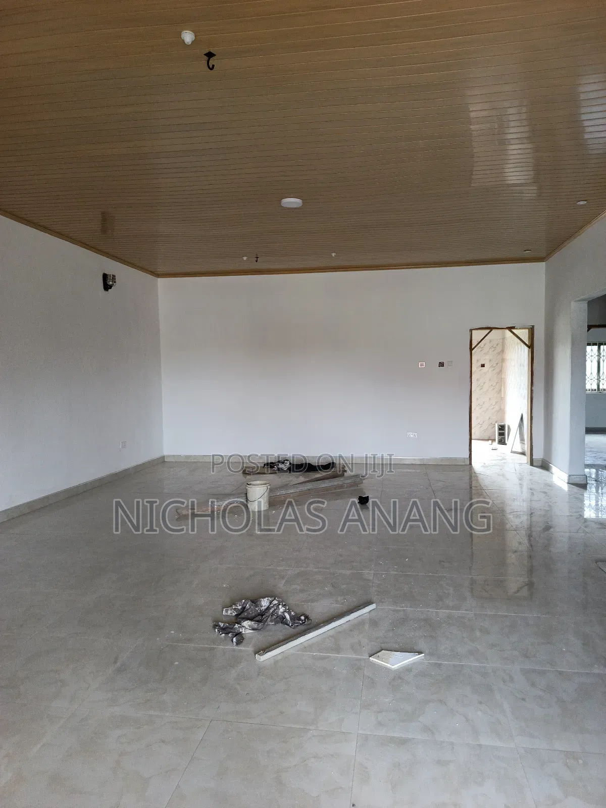 2bdrm Apartment in Dorns Properties, New Town for rent
