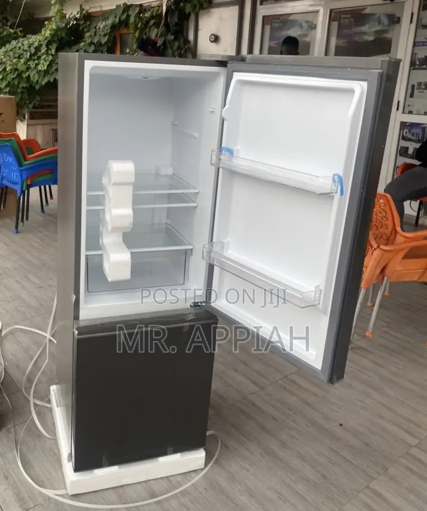 Super Chilling TCL F163BF 162L Double Door Fridge.