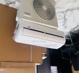 Take Home SAMSUNG-2.5HP-R410-SPLIT-AC-AR24TRHGAWK/GA