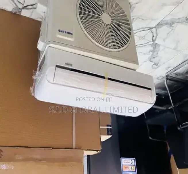 Take Home SAMSUNG-2.5HP-R410-SPLIT-AC-AR24TRHGAWK/GA