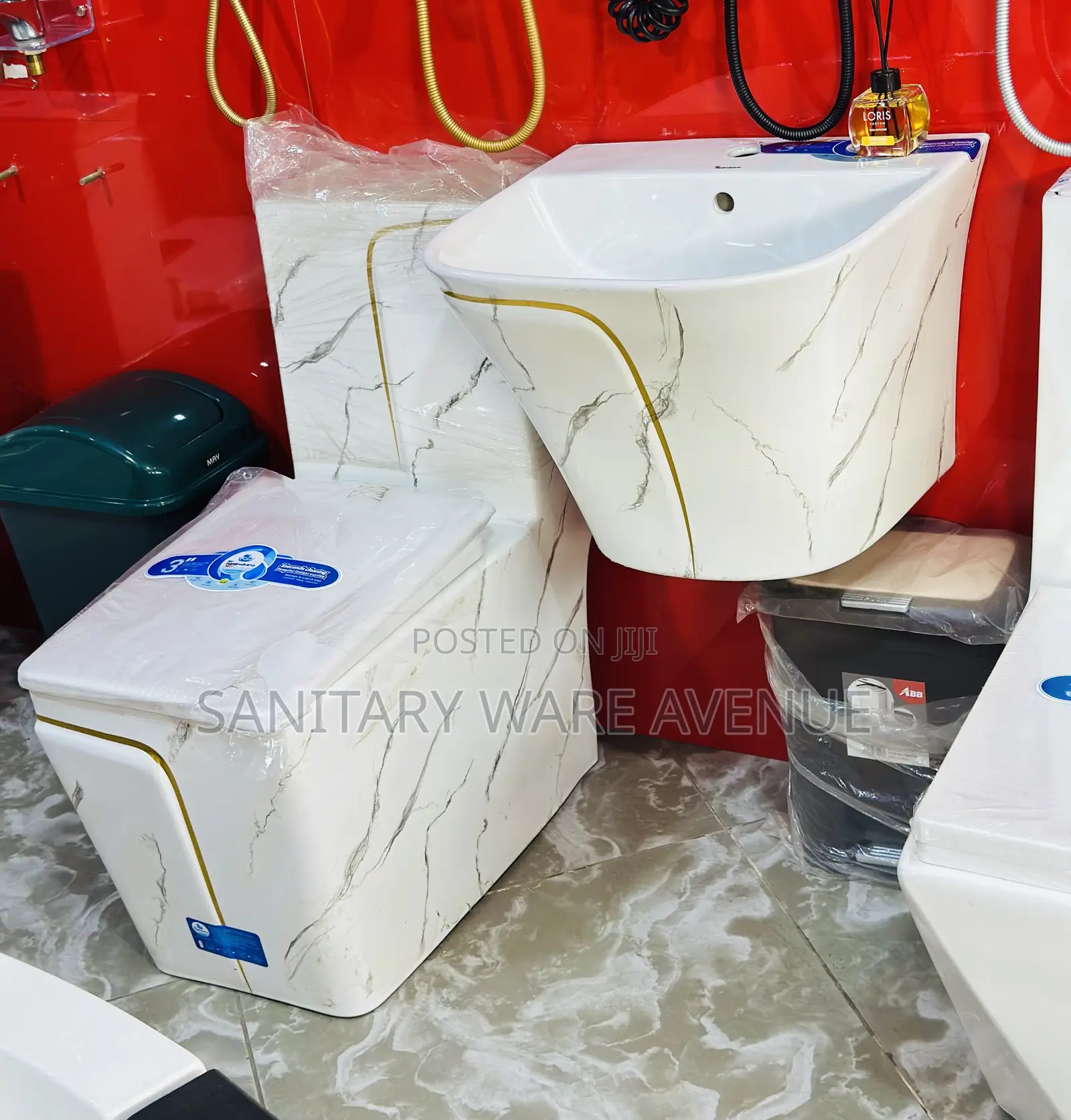 Complete Toilet Seat + Hanging Basin - Water Closet Basin