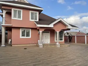 4bdrm Duplex in East Legon for rent