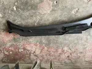 Honda CR-V 2018 Wiper Panel