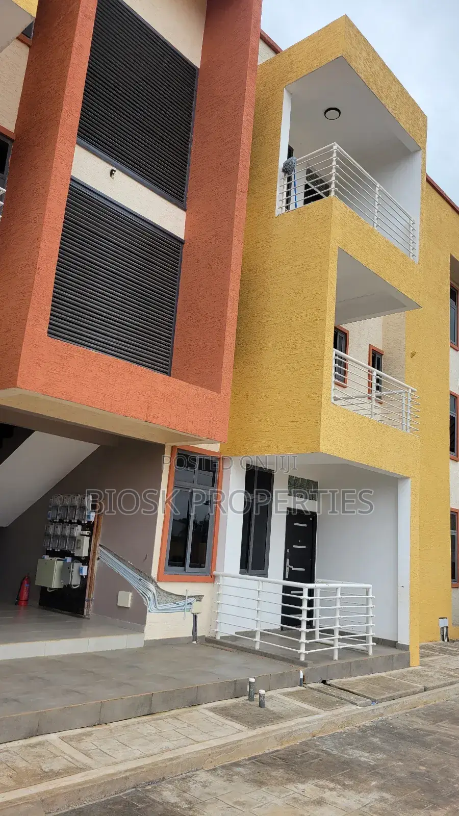 2bdrm Apartment in Biosk Properties, Malejor for rent