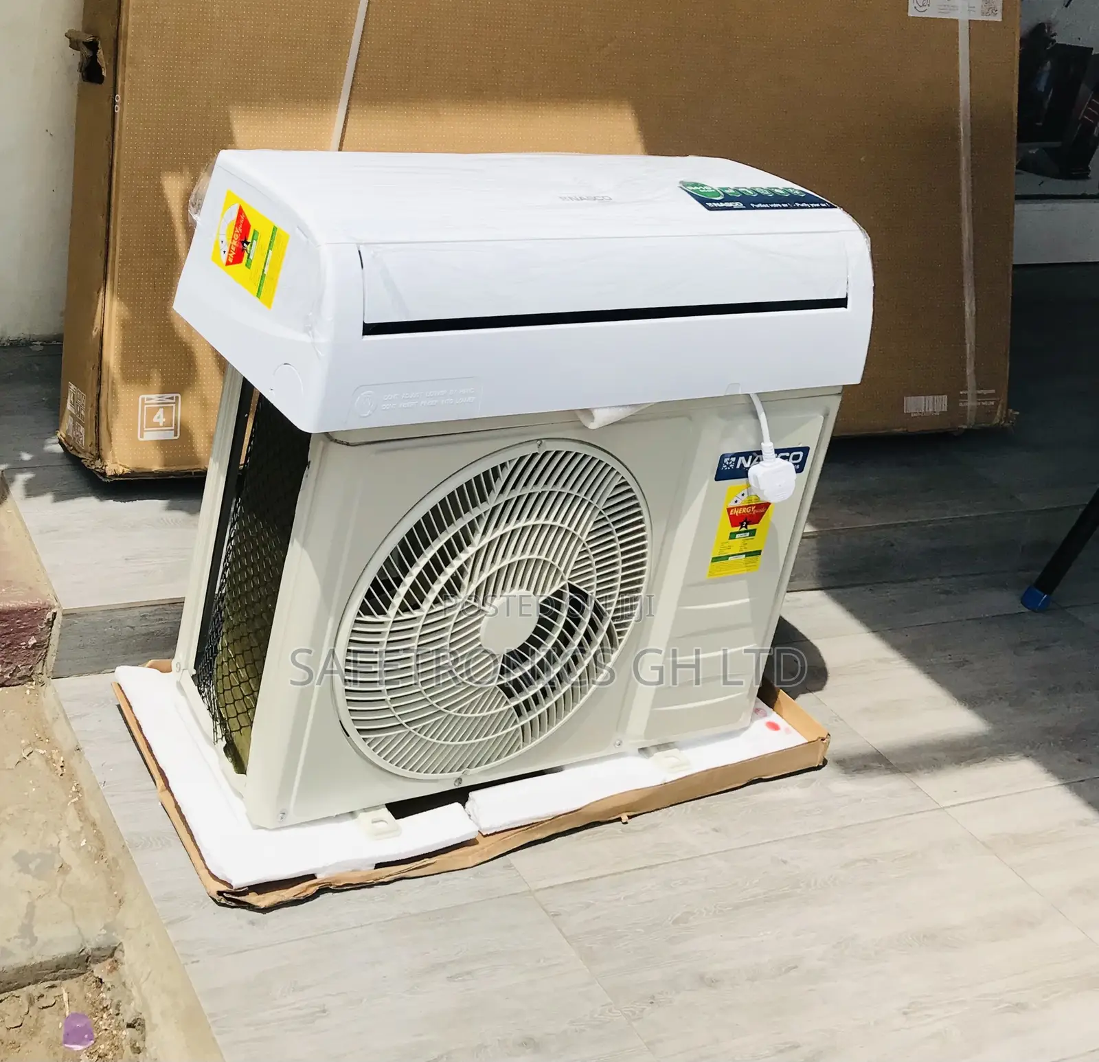 Nasco Available 2.5hp R410 Gas (White) Ac
