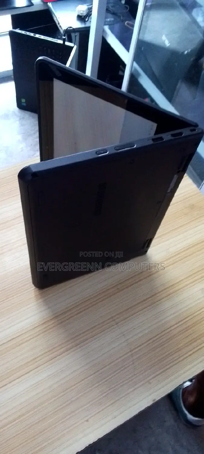 Laptop Lenovo ThinkPad 11e 4GB Intel SSD 72GB