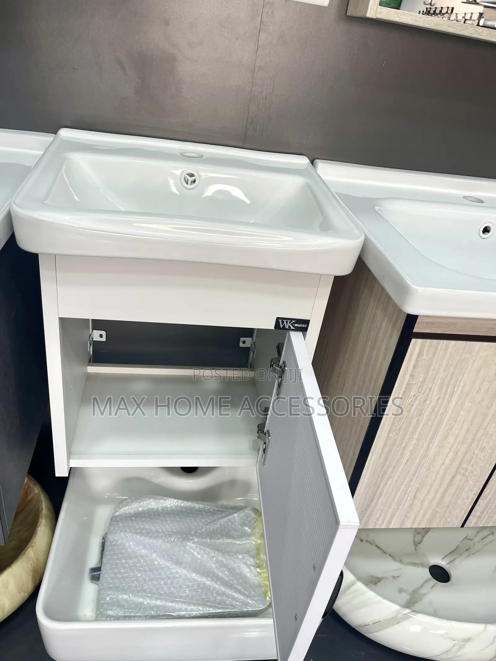 Wk Small Cabinet