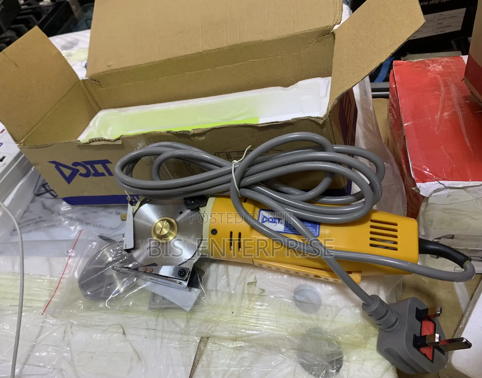Cutting Machine