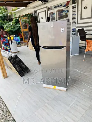 High Quality LG GN-B202SQBB Double Door Fridge.