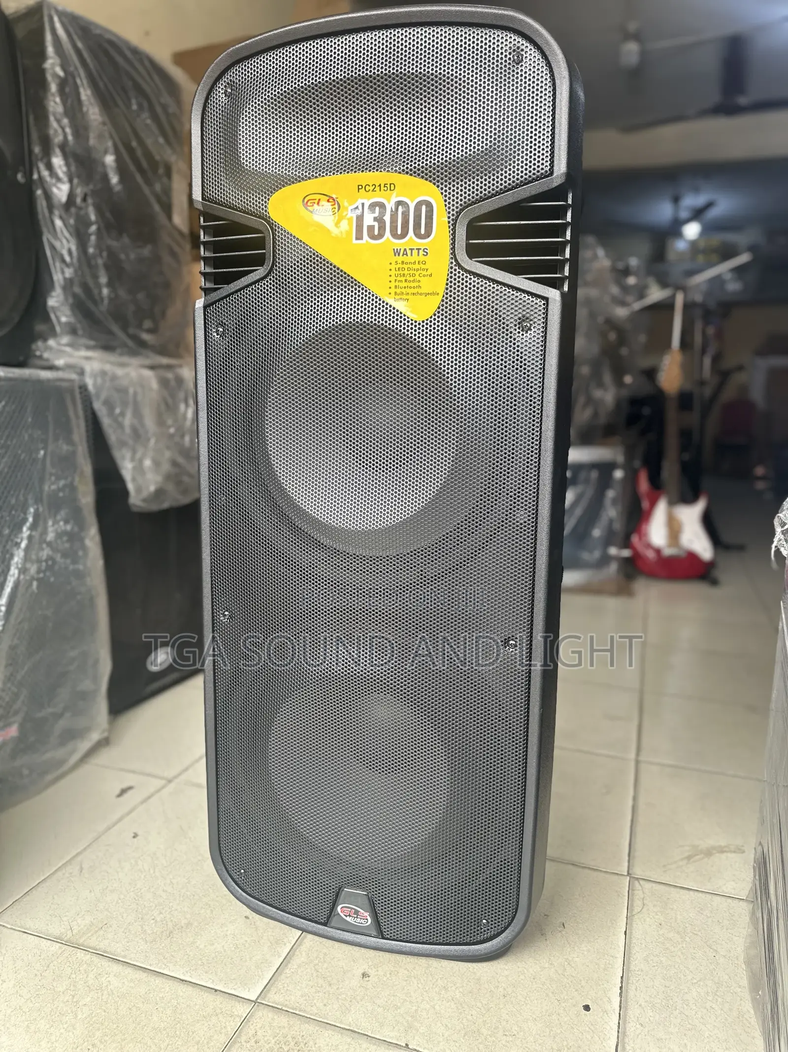 GLS 2x15 Active Rechargeable Loudspeaker With Microphone