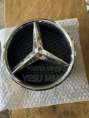 Mercedes Benz C300 Crown