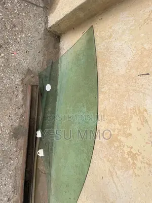 CR-V Door Glass