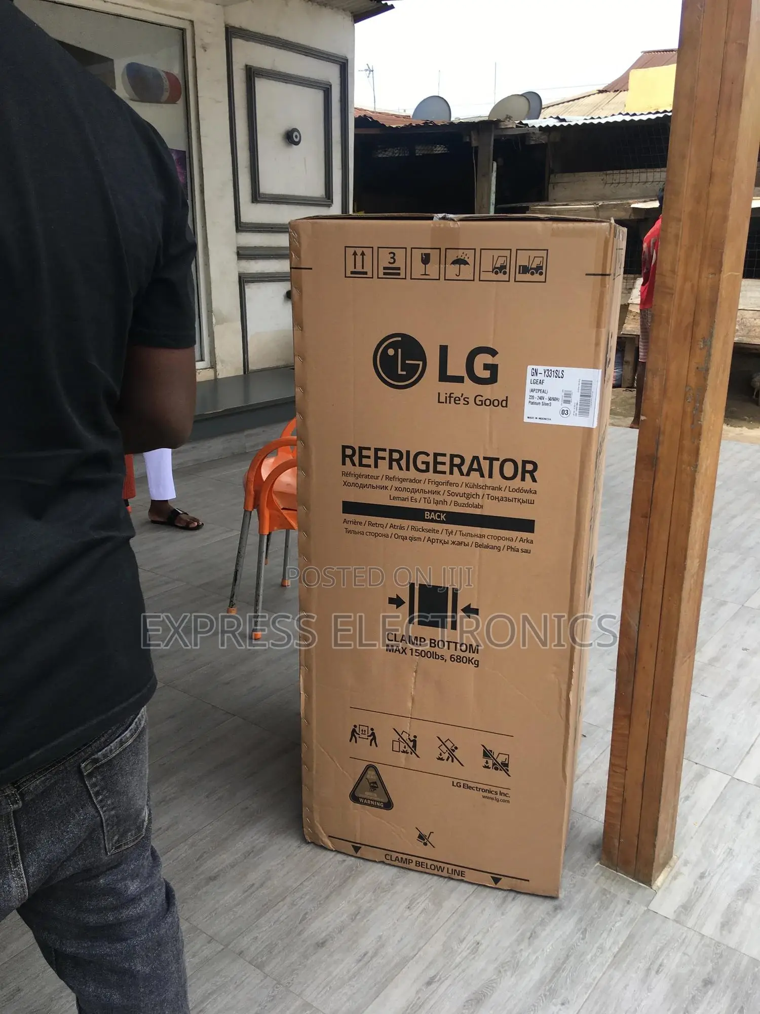Lovely New GN-Y331SLS —Fridge LG.
