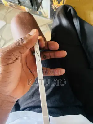 Apple iPhone 12 64 GB White