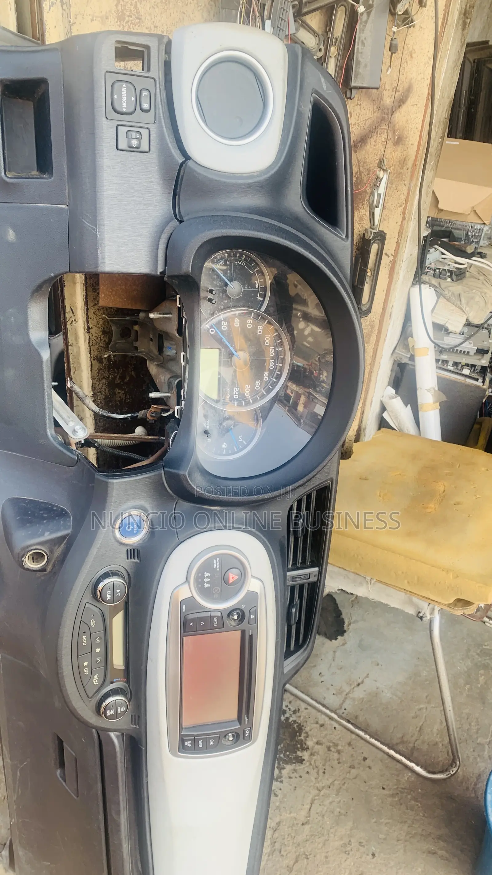 Toyota Yaris 2013 Dashboard