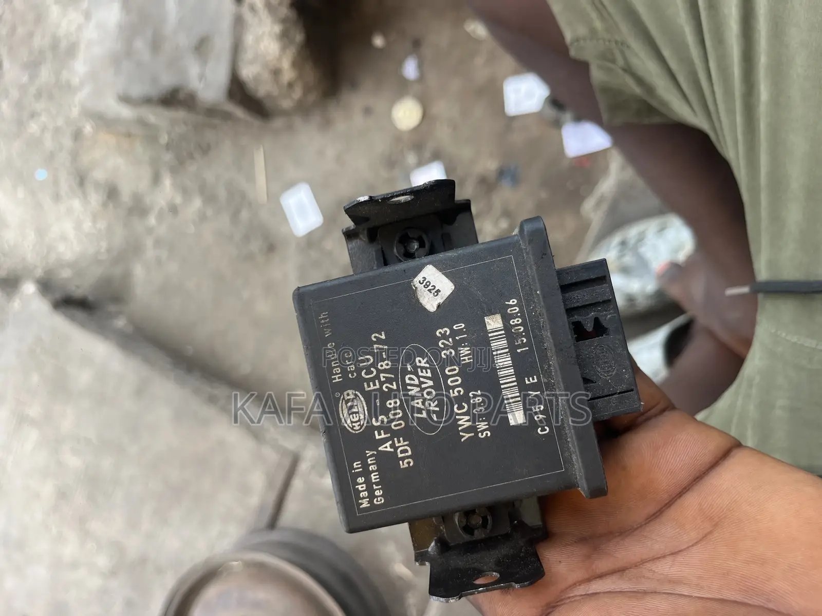 Range Rover Sports Headlight Charger Available
